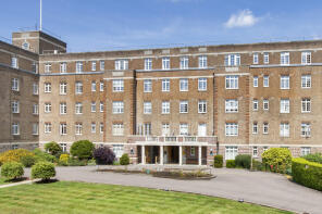 35, Chancellor House, Mount Ephraim, Tunbridge Wells TN4 8BT