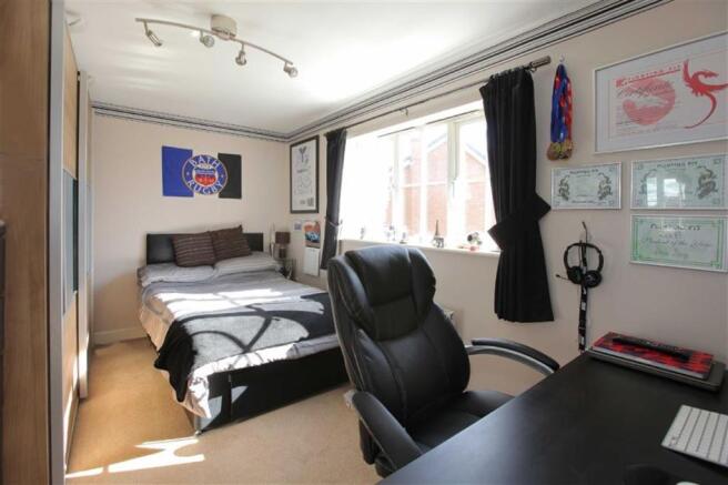 BEDROOM (front)