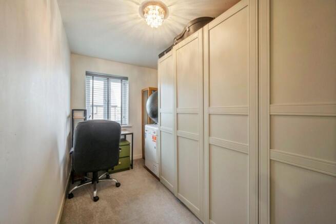 3 bed Semi-Detached for sale Image 12