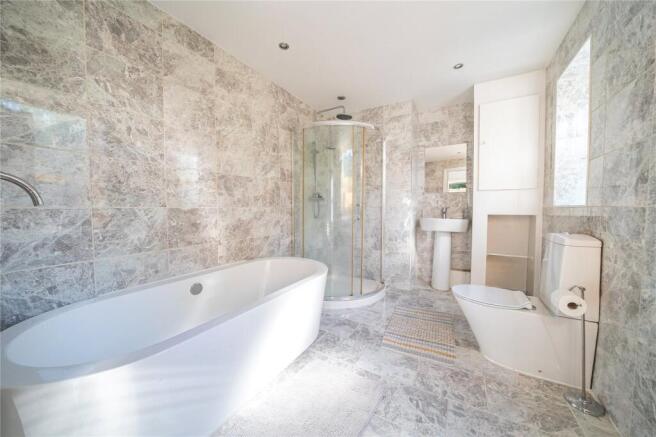 3 bed Terraced for sale Image 5