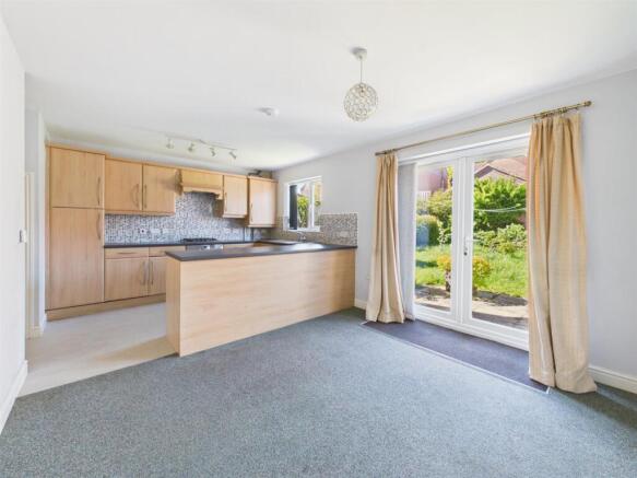 3 bed End of Terrace for sale Image 4