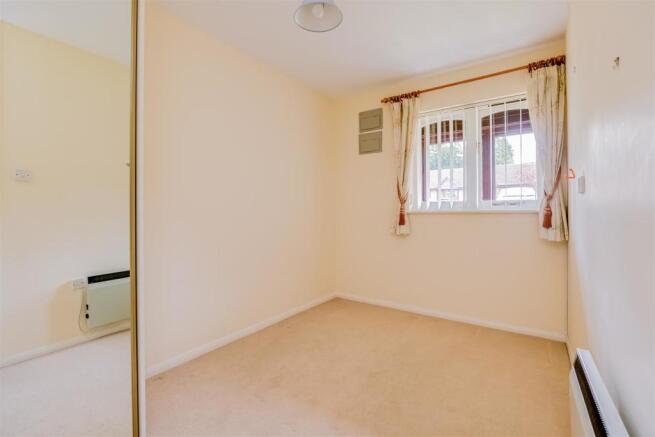 bingalow-derby-close-epsom-downs-109.jpg