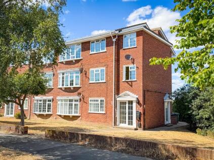 Turpins Court, Holland Road, Holland-on-Sea