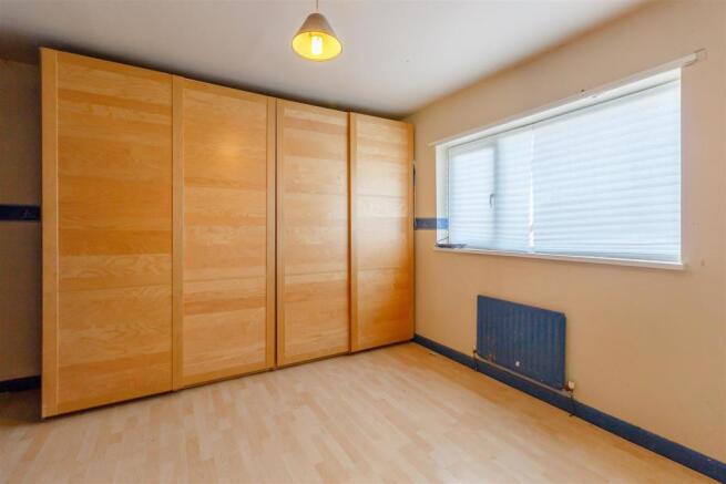 8448172-interior09.jpg