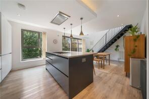 Flat 9, 139 Lord Raglan Court, Southgate Road, London N1 3LT