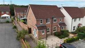 38, Oak Eggar Chase, Ipswich IP8 3TJ