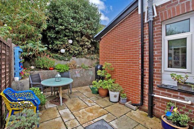 Penfield Gardens, Dawlish, EX7 photo 4