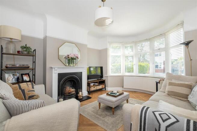 5-thorkhill-avenue-0030 copy.jpg
