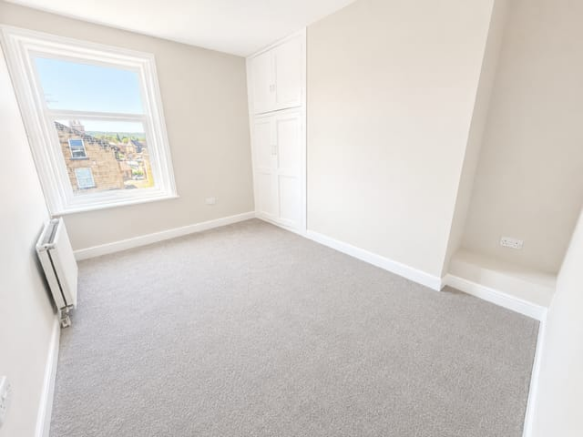3 bed Terraced for sale Image 6