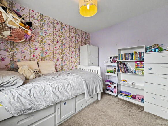 4 bed Detached for sale Image 11