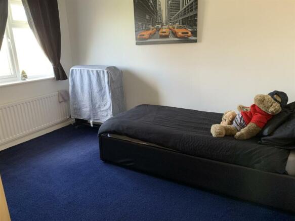 Bedroom3.jpg