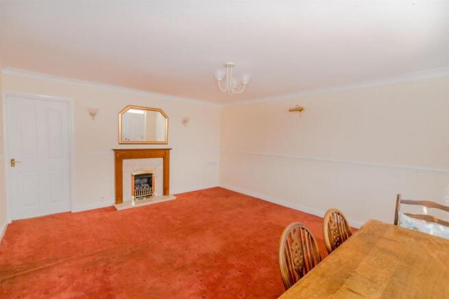 49 Priory Road, Rugeley, WS15 1HZ 5.jpg