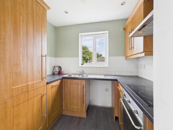 2 bed Flat for sale Image 4