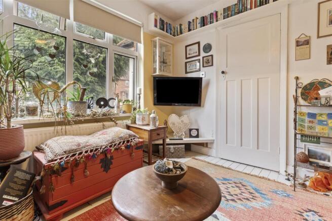 26 Morland Ave-003.jpg