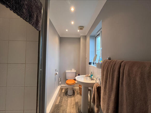 En-suite Bathroom