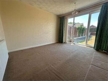 2 bed Semi-Detached Bungalow for sale Image 6