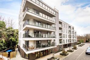 Flat 29, Bradfield House, Bradfield Close, Woking GU22 7NY