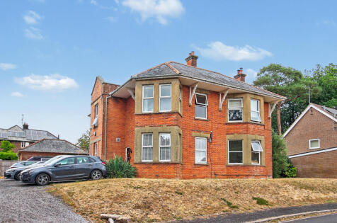 Bicester Close, Whitchurch, RG28