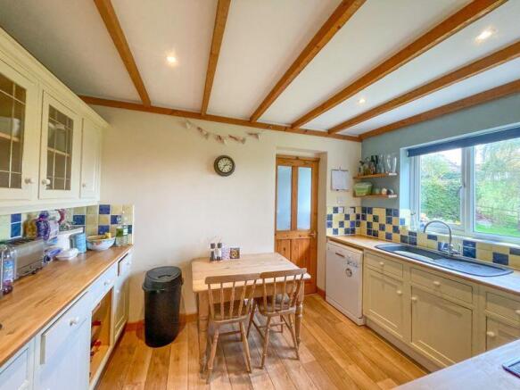 Kitchen/Breakfast Room