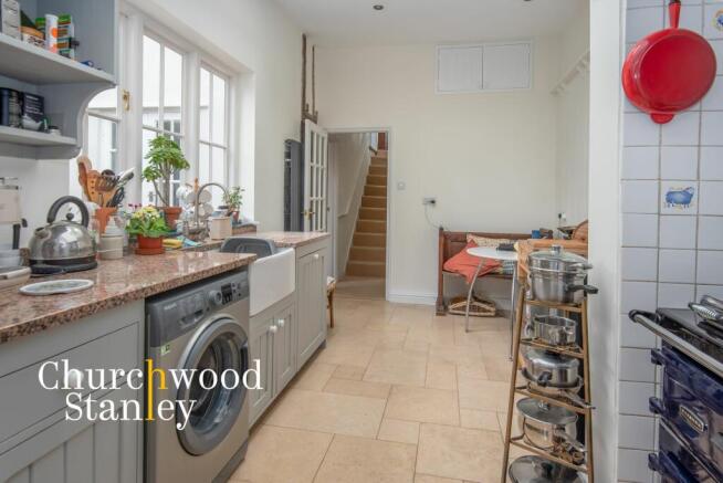 Kitchen (reversed)