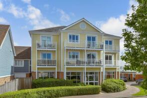 Flat 5, 8, Higham Avenue, Snodland ME6 5GE