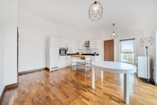 Kitchen/Dining