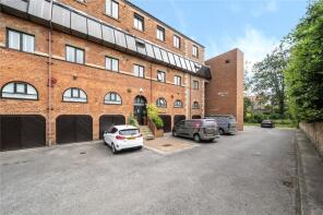 3, Clifford Court, New Mill Lane, Clifford, Wetherby LS23 6HW