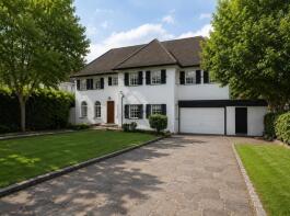 17, Russell Road, Northwood HA6 2LJ