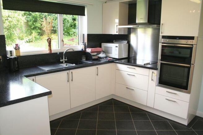 Kitchen/Breakf...