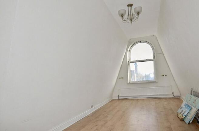2 bed Flat for sale Image 11