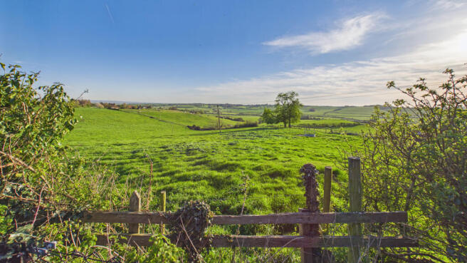 CAM04968G0-PR0114-STILL028