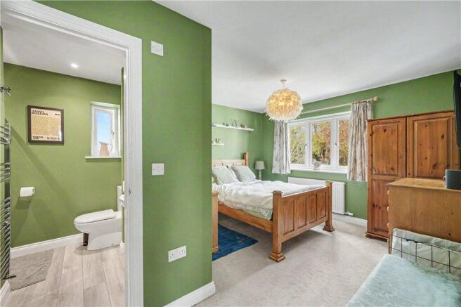 3 bed Detached for sale Image 6