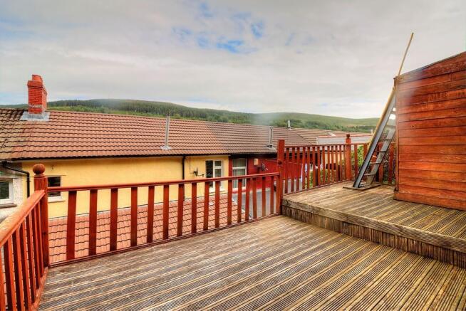 Rear Decking