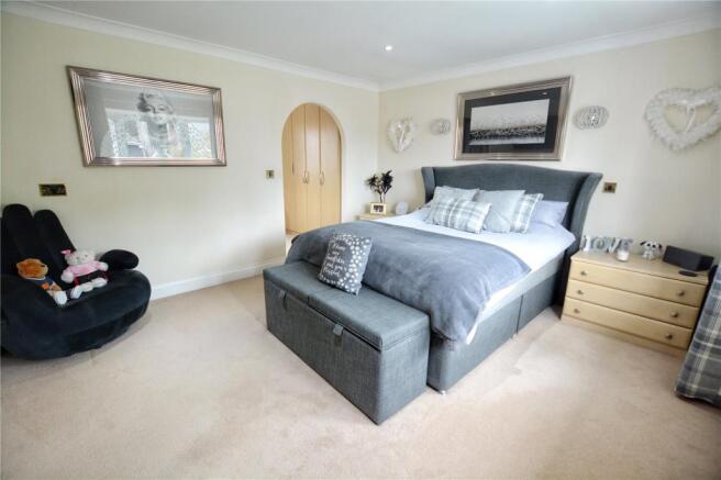 Main Bedroom