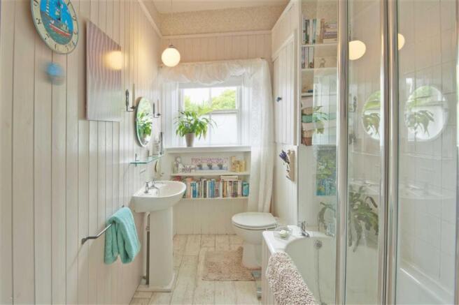 Photo 9
