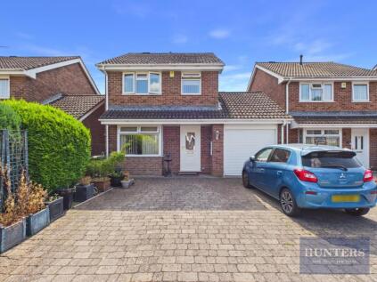 Castlemaine Drive, Cheltenham