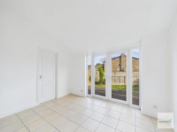 CAM03394G0-PR0479...