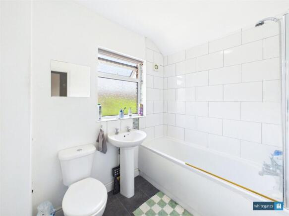 4 bed Terraced for sale Image 10