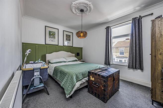 57 Chesterfield Road, Baffins-PorticoMarketing-Sol