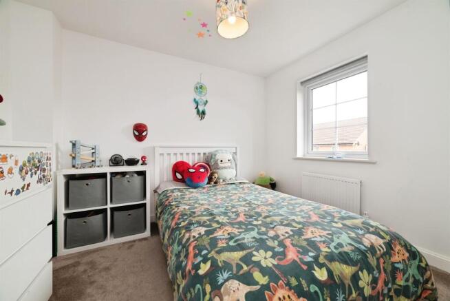 3 bed Semi-Detached for sale Image 10