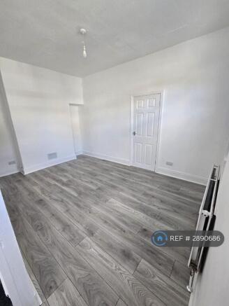 4 bed End of Terrace to rent Image 7