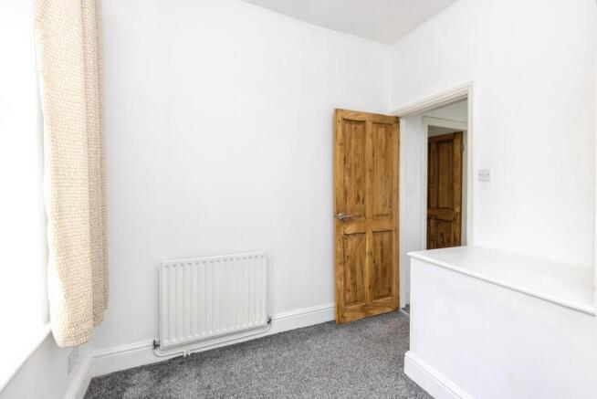 2 bed Terraced for sale Image 8