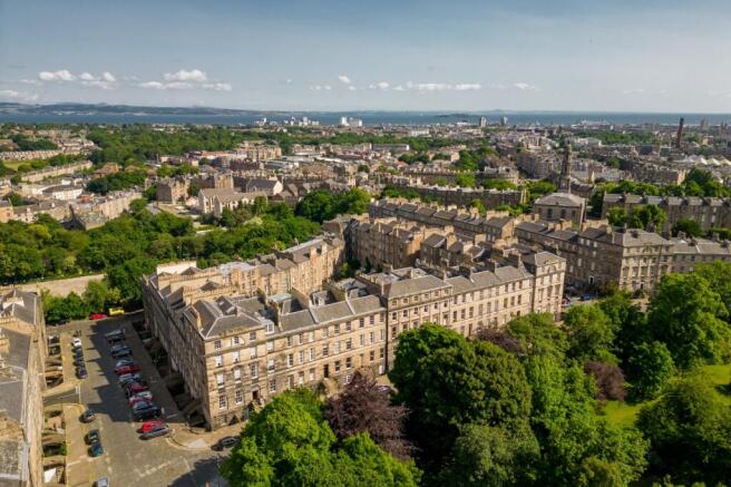 Drone - Scotland St