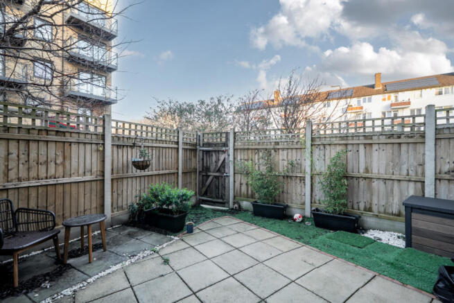 1401241-7-696a7b5...