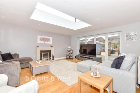 Harvest Road, Denmead, Waterlooville, Hampshire