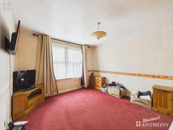 CAM03218G0-PR1018-STILL001