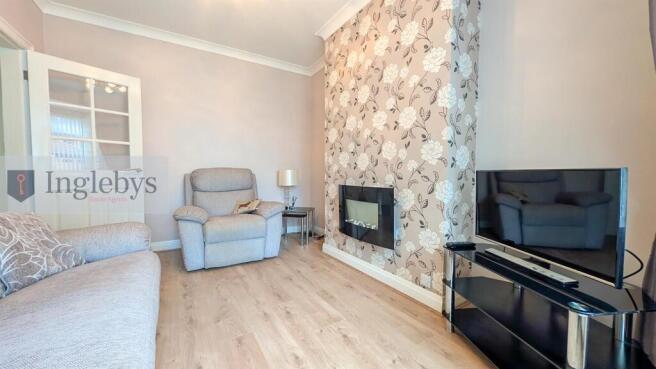 2 bed Semi-Detached Bungalow for sale Image 5