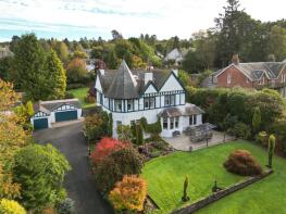Cardrona, Glen Road, Dunblane FK15 0DT