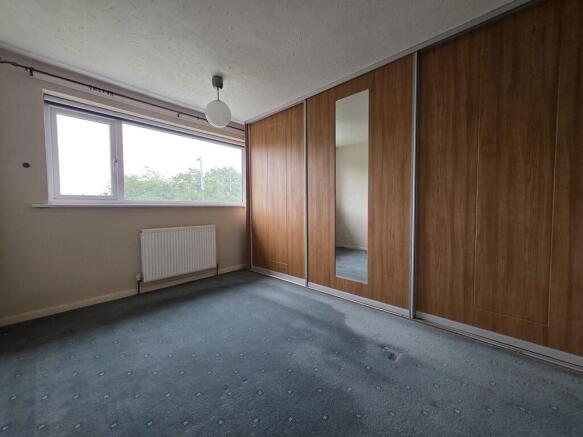 3 bed Semi-Detached to rent Image 7