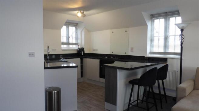 6 Wimpole House - Kitchen.JPG